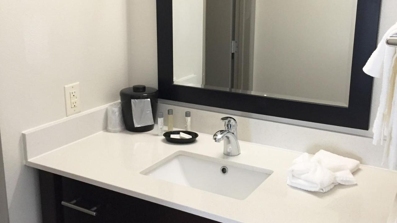 Comfort Inn & Suites Tigard Near Washington Square Esterno foto