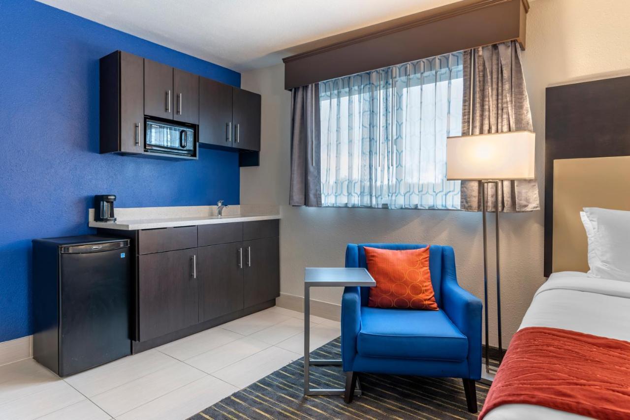 Comfort Inn & Suites Tigard Near Washington Square Esterno foto